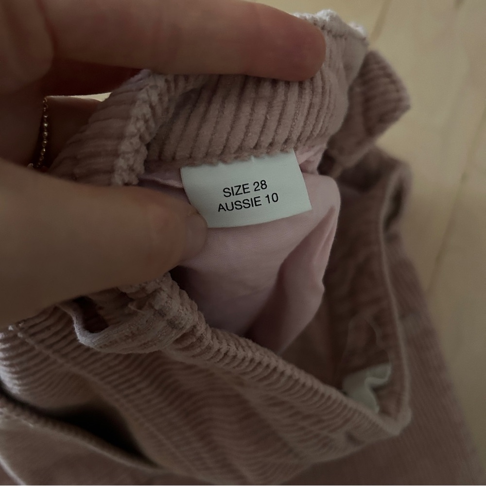 ROLLA’S Pink Corduroy High Waisted Shorts - Picture 5 of 6
